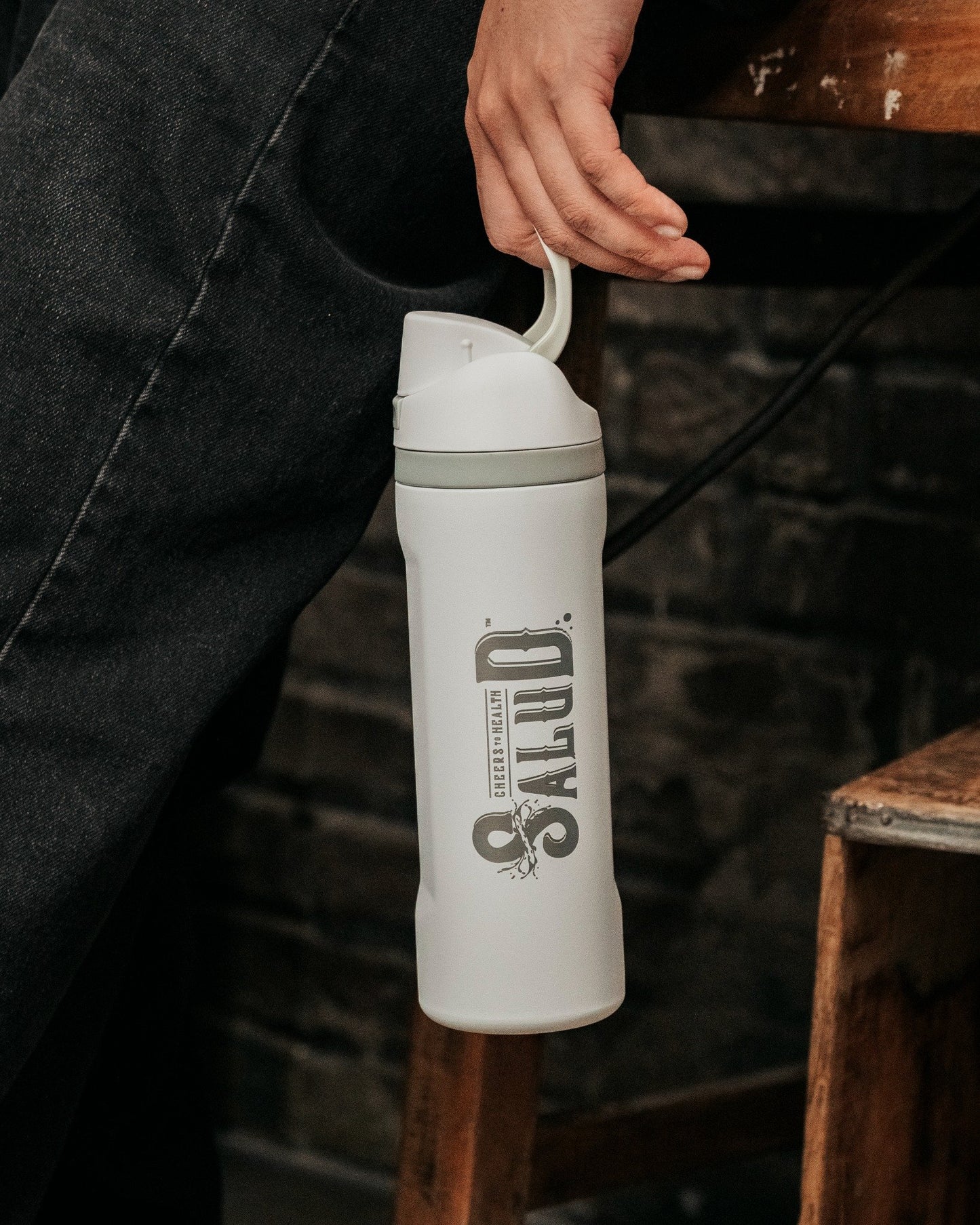 24OZ SIP & GO BOTTLE